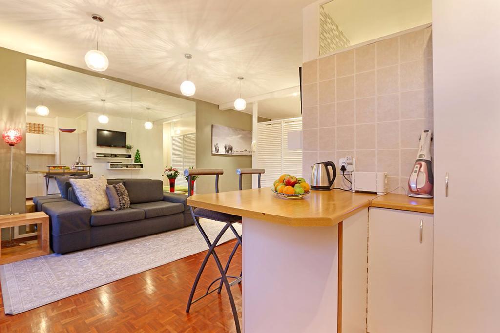 Afribode'S Studio Martini Apartment *